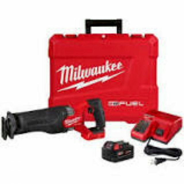 Milwaukee M18 XC5.0 Accu & Snellaadstation Review Toolbox Buzz